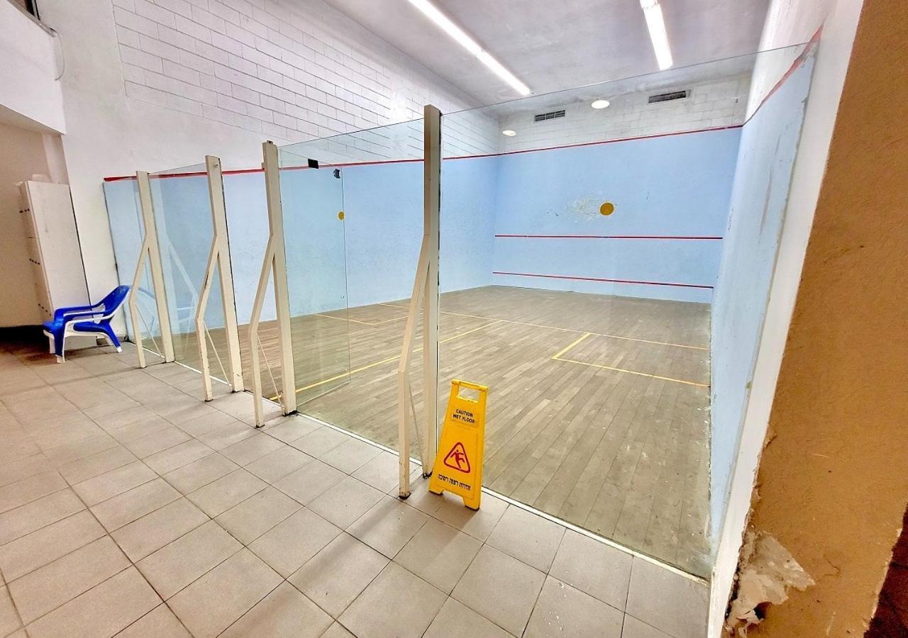 Ferienwohnung סטודיו על הים Bat Yam Exterior foto
