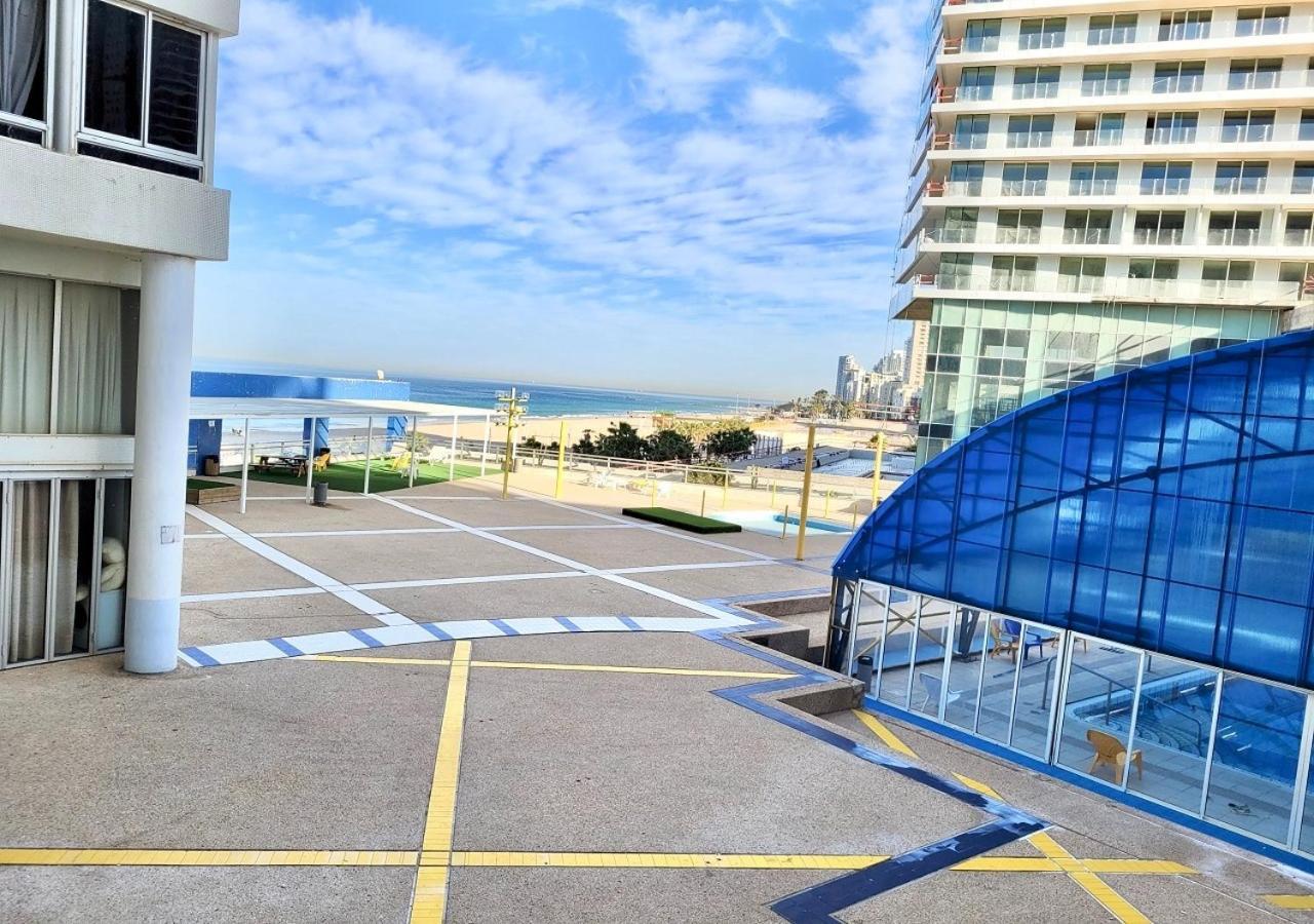 Ferienwohnung סטודיו על הים Bat Yam Exterior foto